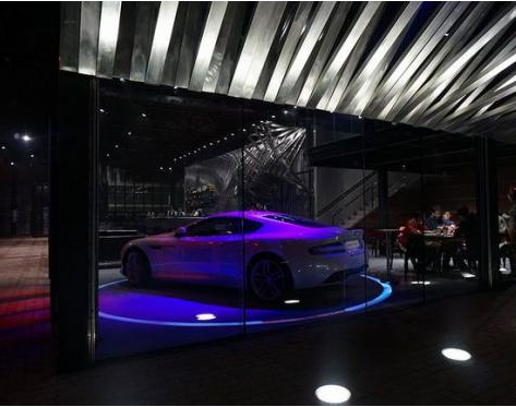 動感時尚—北京798藝術(shù)區(qū)“火車站”改造魅力ACE咖啡廳